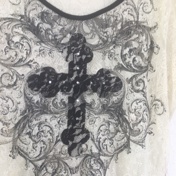 Daytrip l lace top. Cross. Ivory & black. - Picture 2 of 6